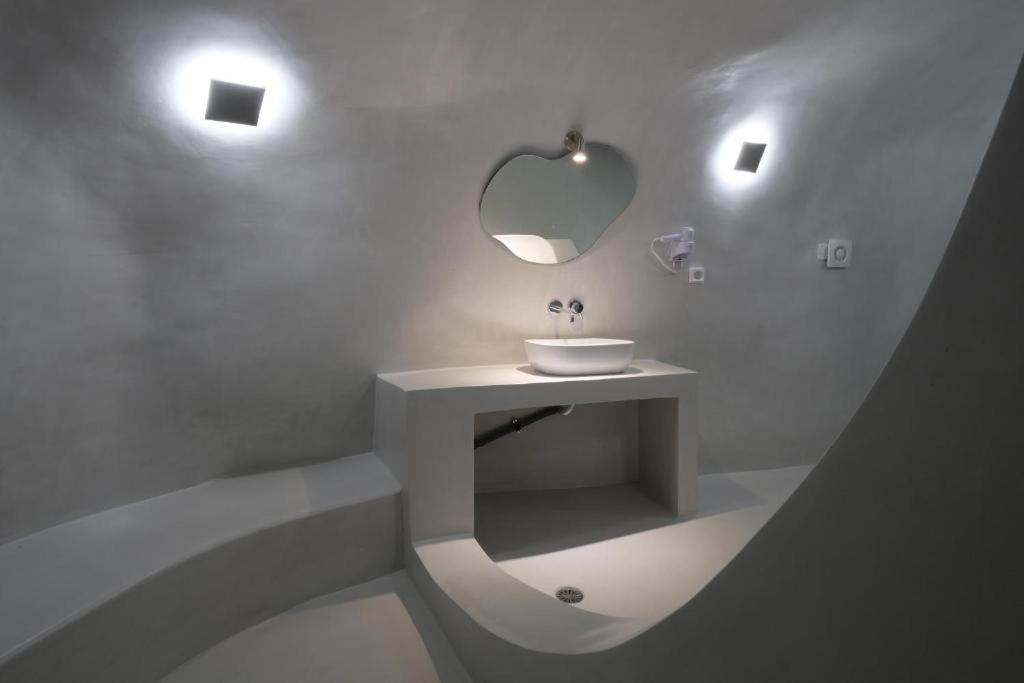 Fira Unique Rooms- Fira Center ภายนอก รูปภาพ